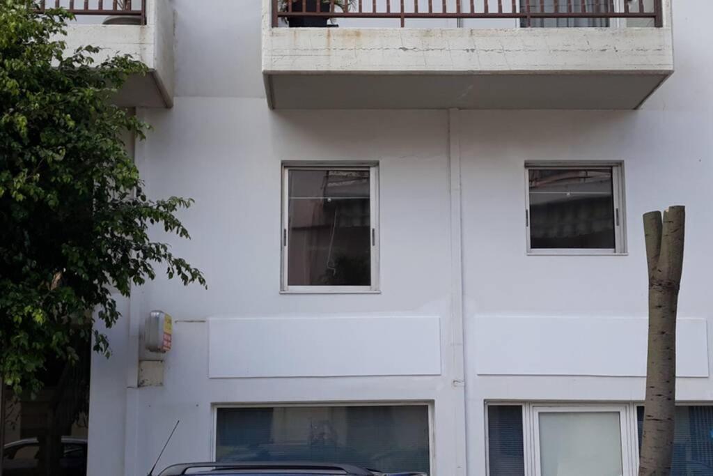 Bilocale - Δίχωρο Διαμέρισμα Δίπλα Στα Ψηλαλώνια パトラ エクステリア 写真